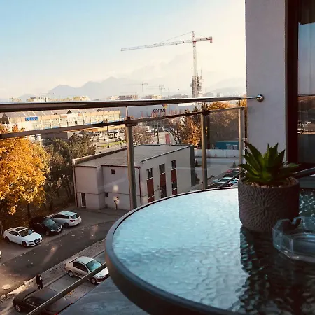 Eme Apartment
