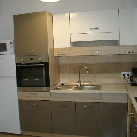 Eme Apartment