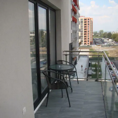 Eme Apartment